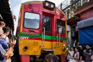 Damnoen Saduak Floating & Maeklong Train Market Day Tour