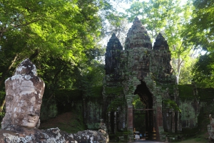 Desde Bangkok: tour de 3 días a Angkor Wat y los pueblos flotantes
