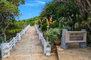 From Pattaya: Day Tour Koh Sichang Island with Tuktuk Tour