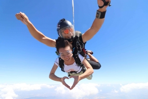 From Pattaya: Tandem Skydive
