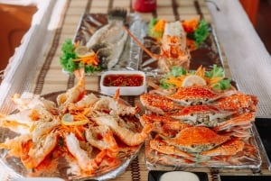 Koh Larn: Private Wooden Boat Charter with Seafood Set