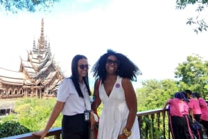 Laem Chabang: Privétour & Sanctuary of Truth