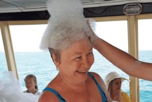 Паттайя: экскурсия на лодке по 3 островам с водными развлечениями и обедом