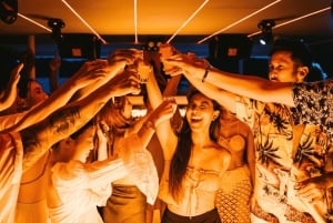 Pattaya: 3 Islands Yacht Sunset Party met live DJ & buffet