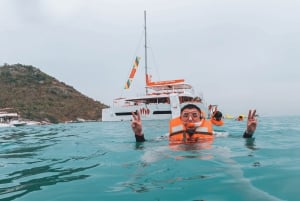 Pattaya: 3 Islands Yacht Sunset Party met live DJ & buffet