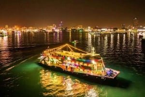 Pattaya : Dîner-croisière All Star, spectacle de cabaret et buffet de bière