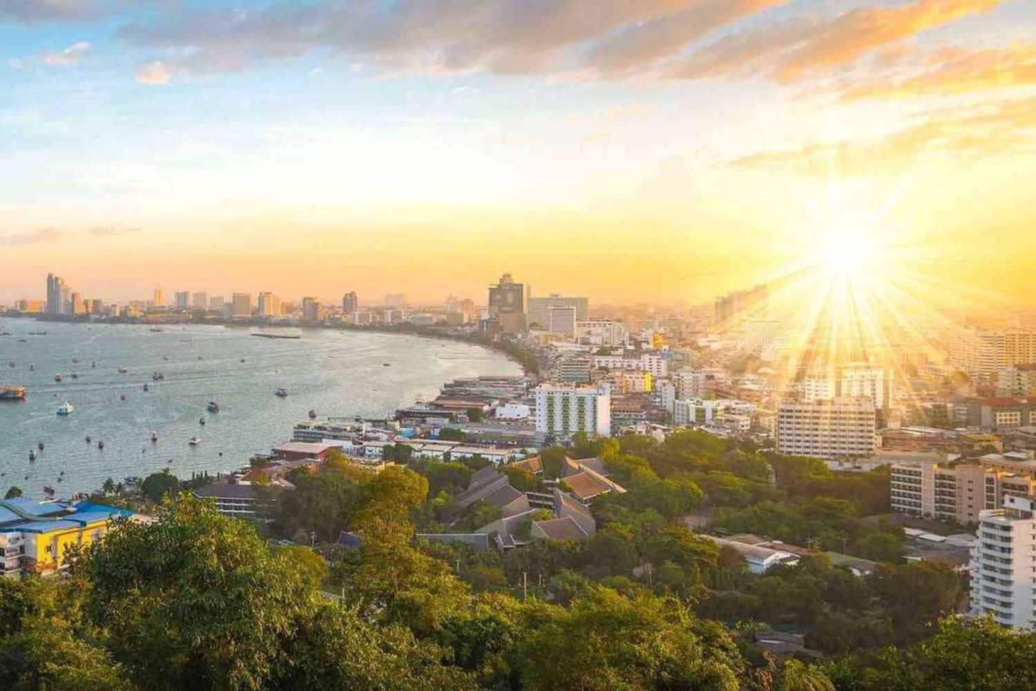 Pattaya: Big Buddha Temple, Night Market, and Sunset Tour
