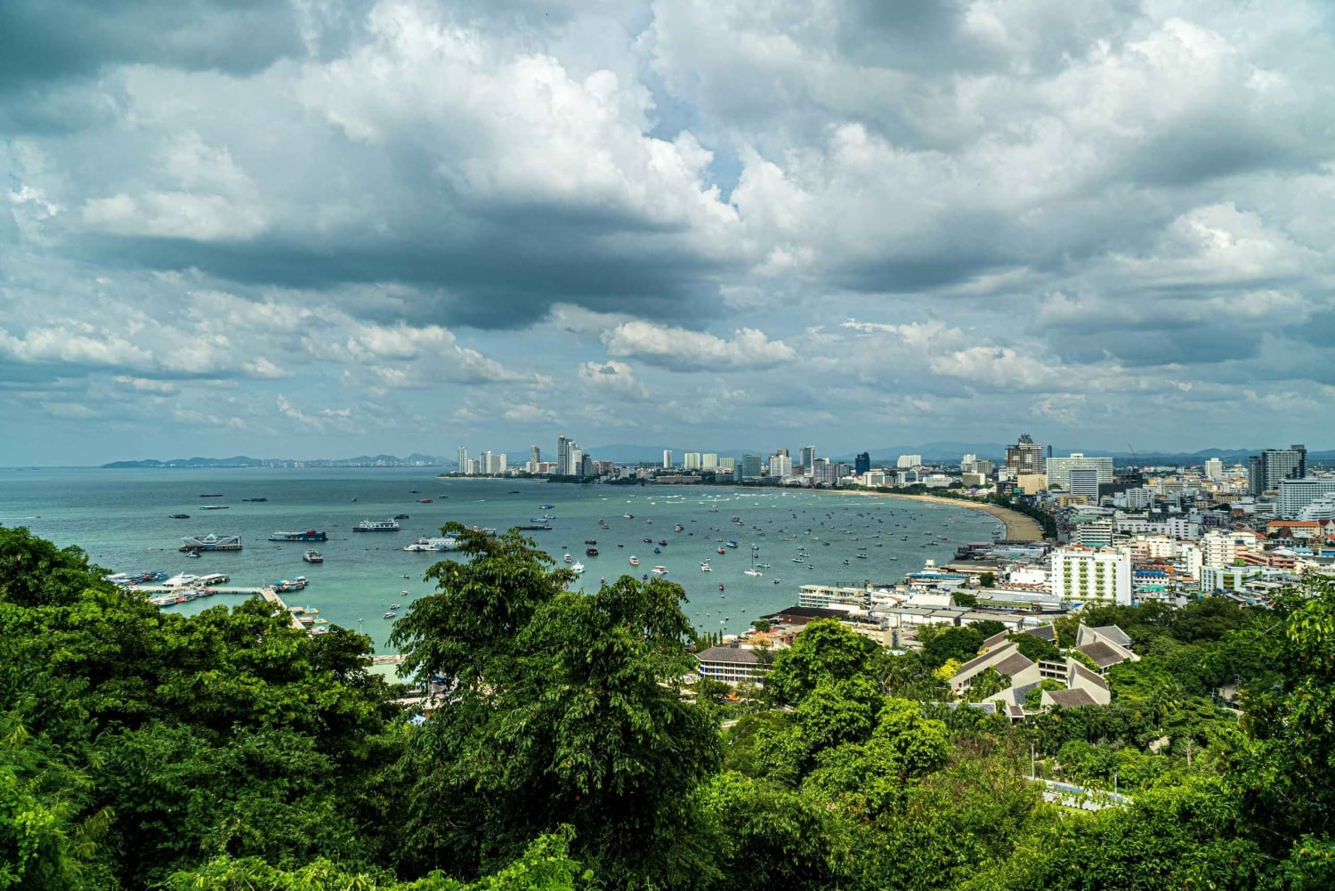 Pattaya: Big Buddha Temple, Night Market, and Sunset Tour
