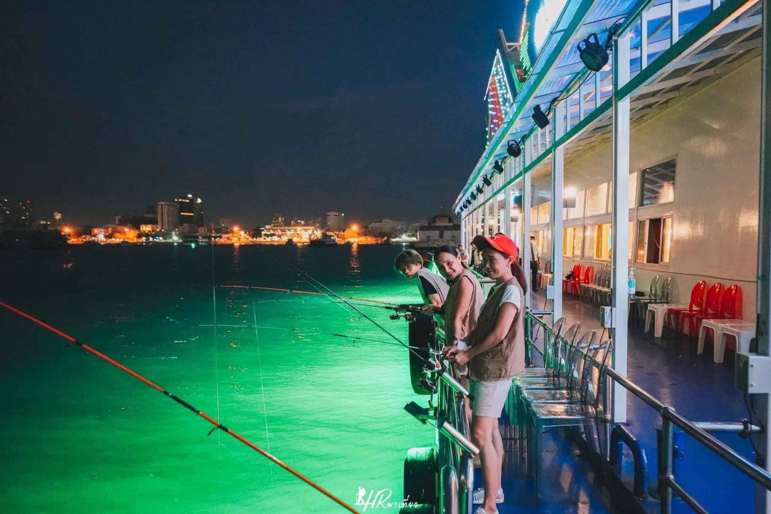 Pattaya: crucero con cena en yate
