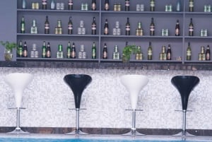 Pattaya: Indigo Bar in Bay Beach Resort Jomtien F&B-arrangementen