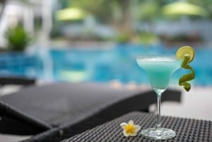 Pattaya: Indigo Bar in Bay Beach Resort Jomtien F&B-arrangementen