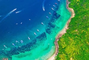 Pattaya: Piratbåttur med DJ och vattenaktiviteter