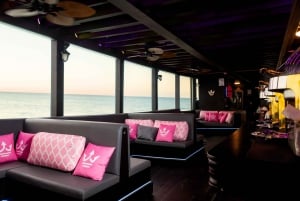 Pattaya: Koh Larn Piraten Cruise met Transfer & Activiteiten