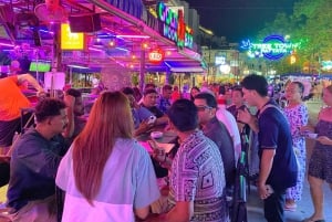 Tour de noche en Pattaya: bares, discotecas y fiesta como un lugareño