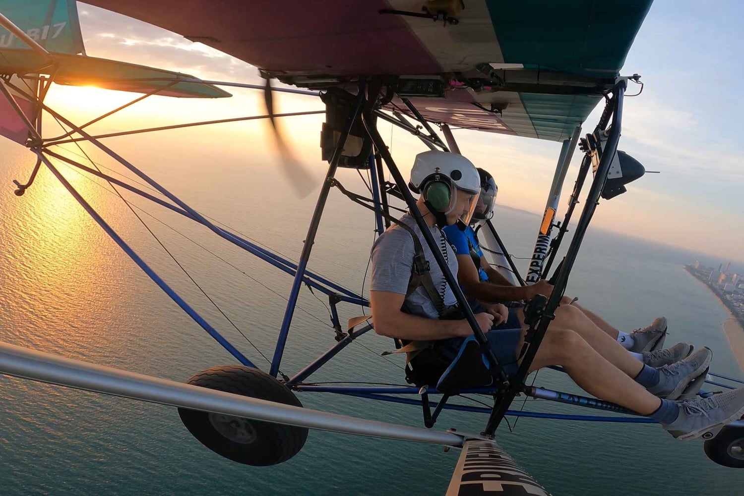 Pattaya: lot paralotniowy widziany nad wybrzeżem Pattaya