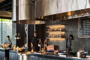 パタヤ：ペブルズ・バー＆グリル・レストラン F&B パッケージ