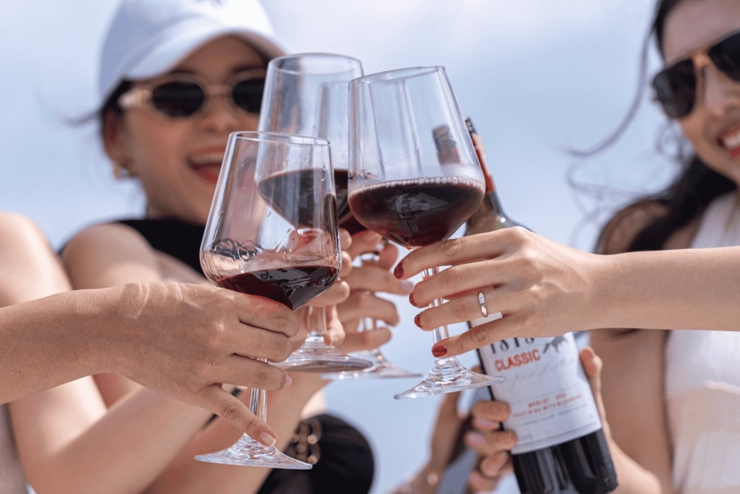 Pattaya: Privat traditionell båt-ö-resa i Sattahip