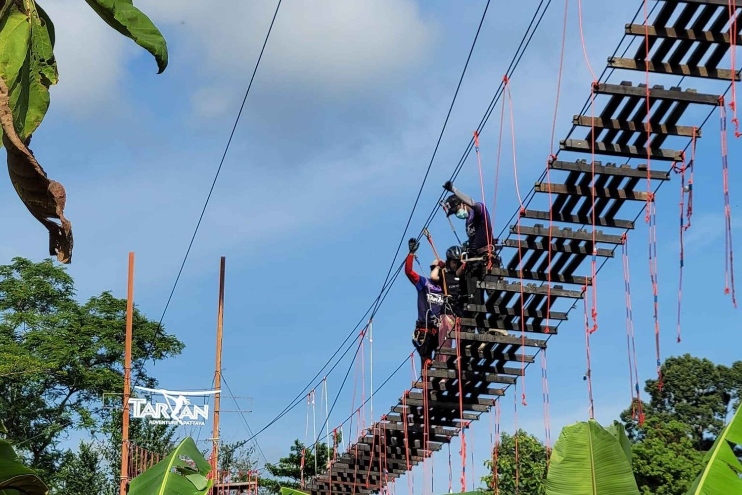 Pattaya: Tarzan Adventure Zipline & Jungle Experience