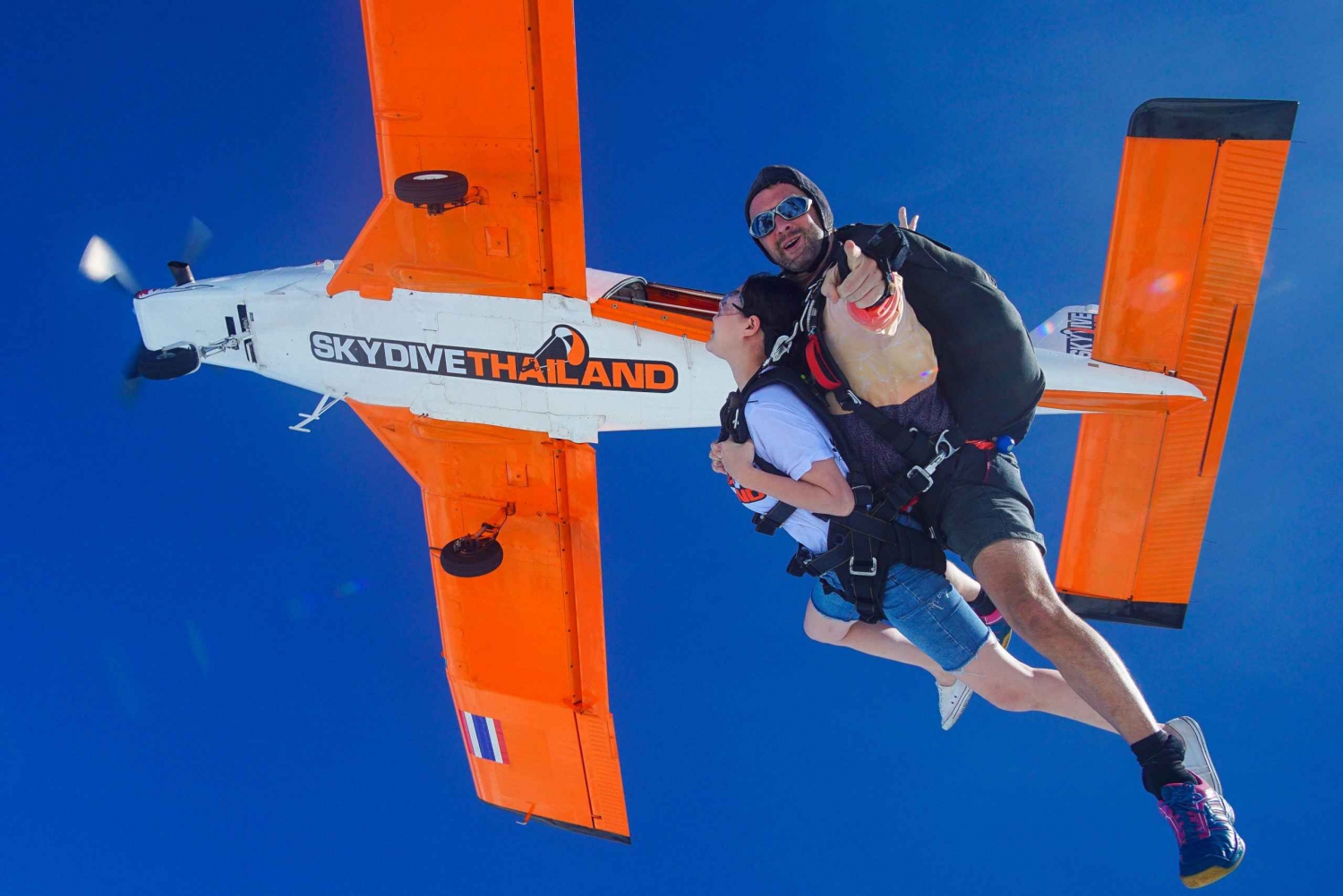skydiving thailand pattaya oceanview&vedio&pickup&insurance