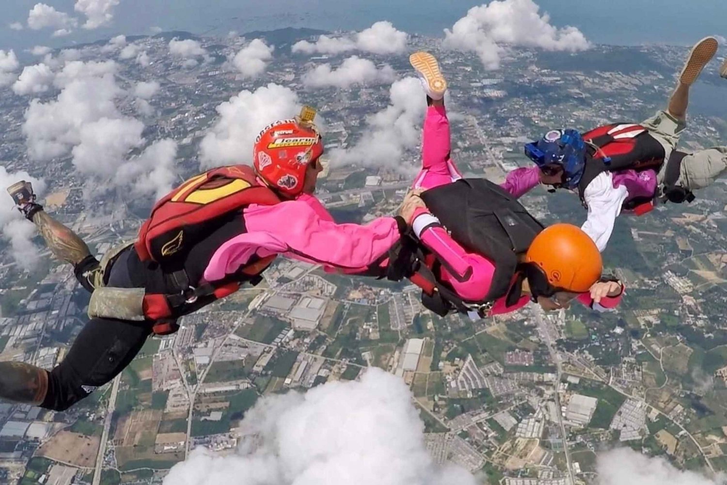 Tandem Skydive with DeLuxe video & Photos