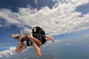 Thaïlande : saut en parachute tandem au-dessus de Bangkok et Pattaya Adventures