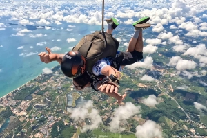 Thaïlande : saut en parachute tandem au-dessus de Bangkok et Pattaya Adventures