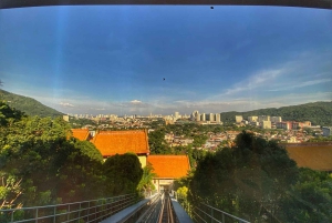 Penang: Halvdagstur til ikoniske templer og Penang Hill