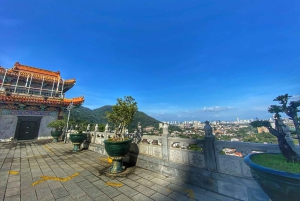 Penang: Halvdagstur til ikoniske templer og Penang Hill