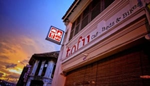 Tofu Café, Beds & Bikes