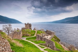 From Edinburgh: Loch Ness and Highlands Tour in French