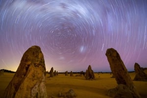 Perthistä: Pinnacles Sunset and Stargazing Tour with Dinner (Auringonlasku- ja tähtikatselukierros illallisella)