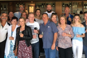 From Perth: River Cruise to Swan Valley & Vineyard Tour