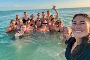 パース：モンキーミア、ピンク湖、沿岸ループの快適な4日間ツアー