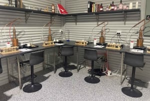 Perth : cours de maître sur la distillation du gin avec votre propre signature