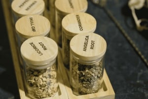 Perth : cours de maître sur la distillation du gin avec votre propre signature