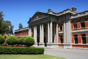 Perth Highlights Self-Guided Scavenger Hunt and Audio Tour