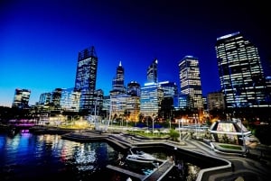 Perth: Swan River Dinner Cruise with Beverages
