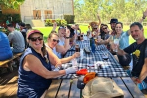 Perth: Swan River Kayak, Wine & Dine Experience