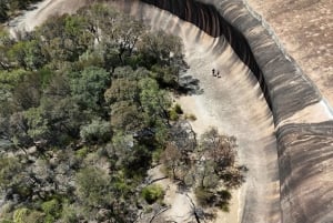 Perth: Wave Rock, Mulka's Cave, and York (Full Day Tour)