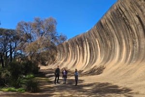 Perth: Wave Rock, Mulka's Cave, and York (Full Day Tour)