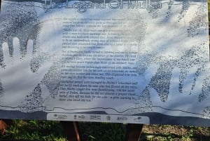 Perth: Wave Rock, Mulka's Cave, and York (Full Day Tour)