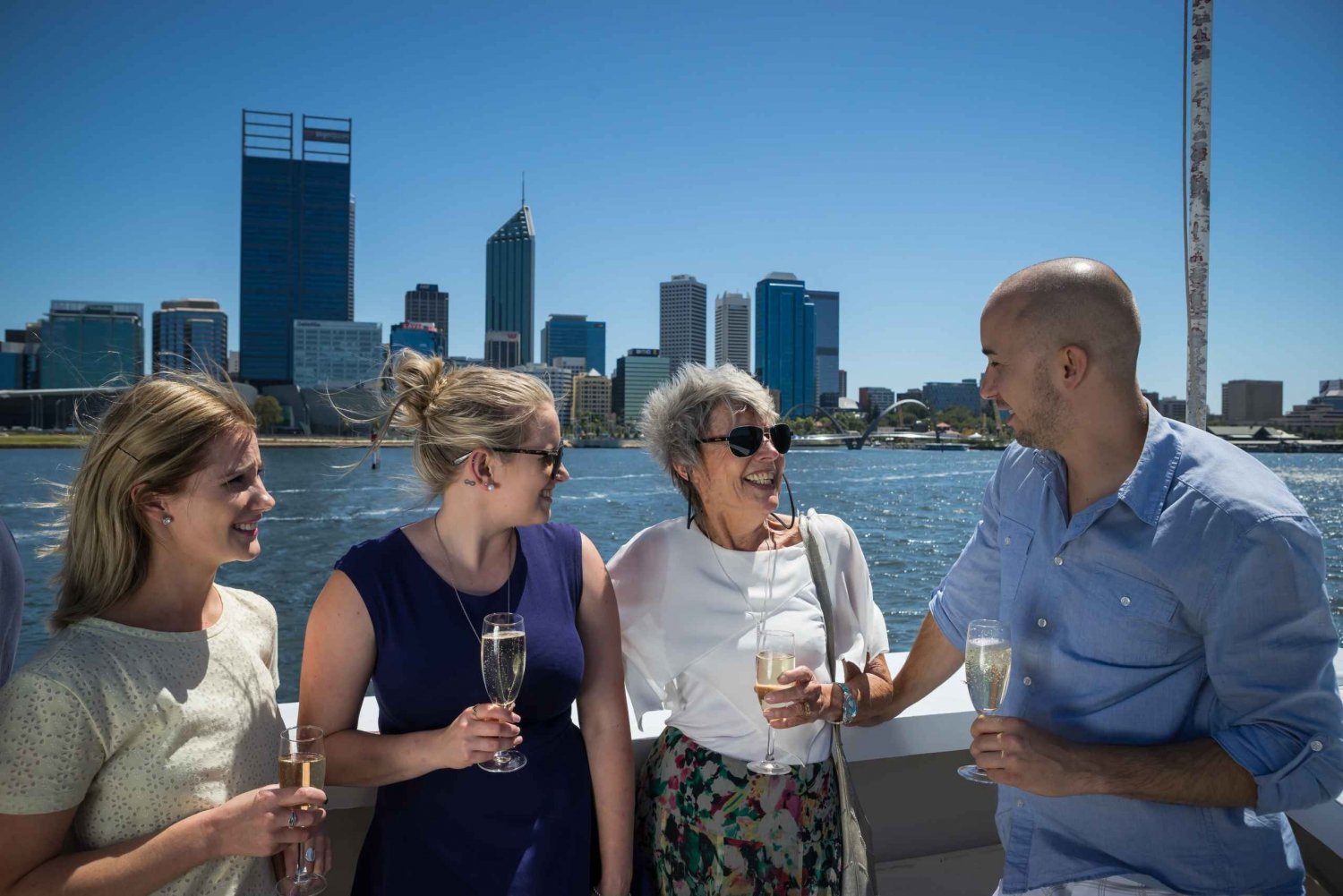 Swan River Lunch Cruise from Fremantle or Perth