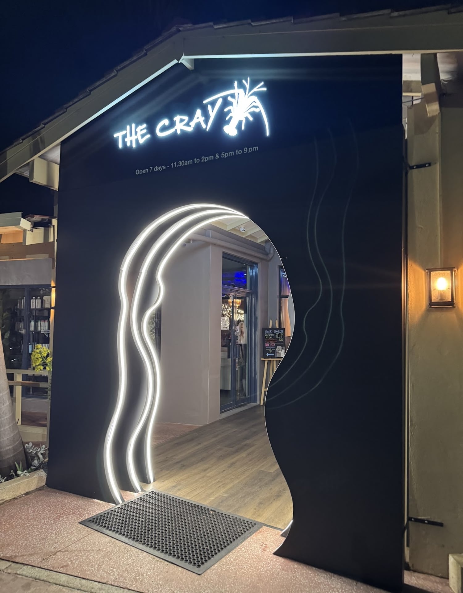 The Cray Seafood & Grill Restaurant Gooseberry Hill