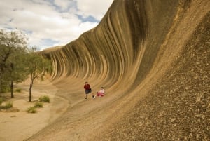 From Perth: Wave Rock and York Cultural Tour with a Guide
