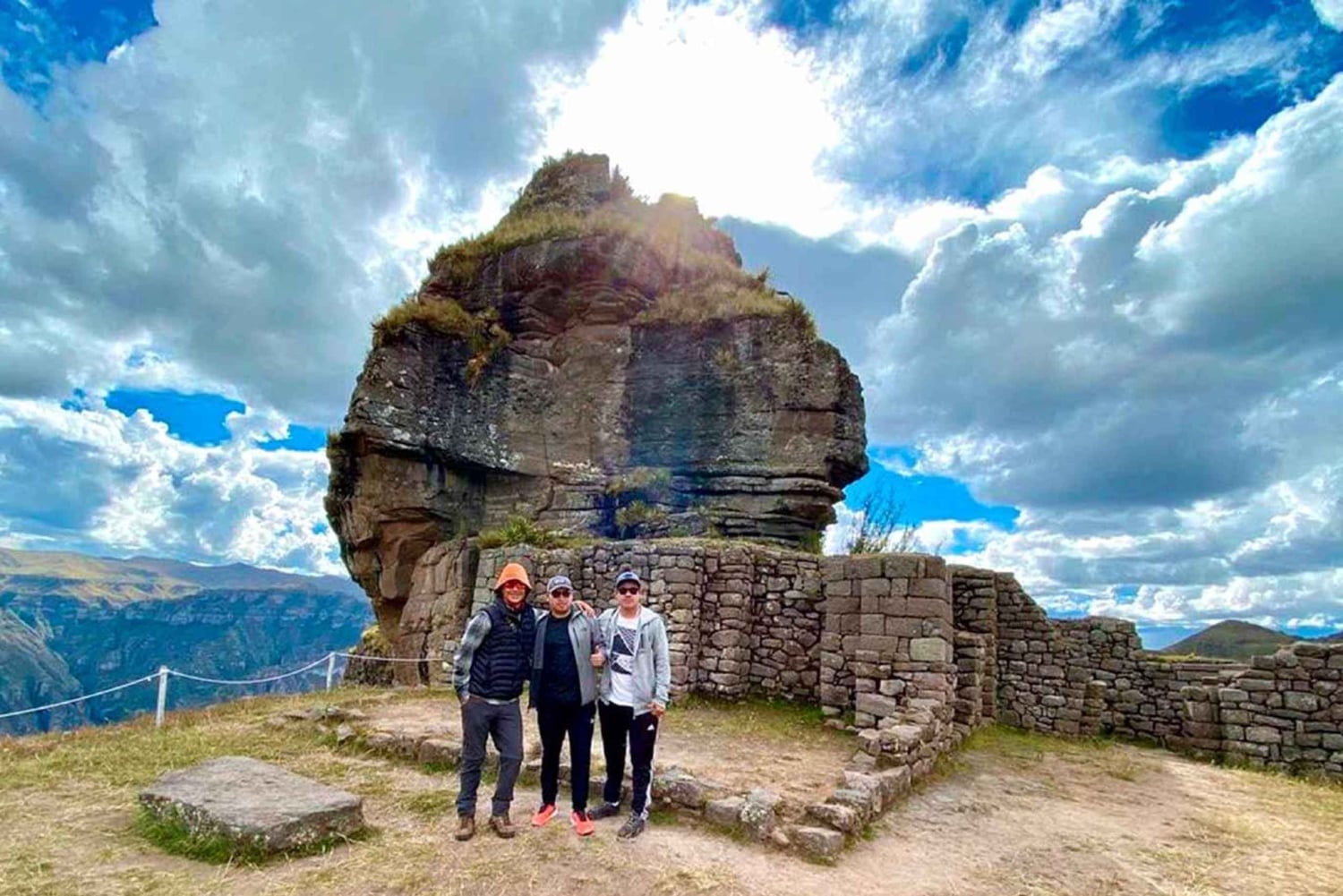 1 day excursion to Waqrapukara