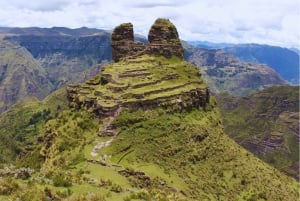 1 day excursion to Waqrapukara