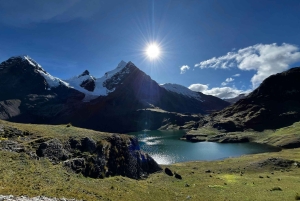 2-Day Ausangate Trek with Rainbow Mountain And Red Valley