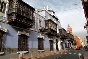 Lima : visite touristique panoramique en bus, visite à pied et visite des catacombes