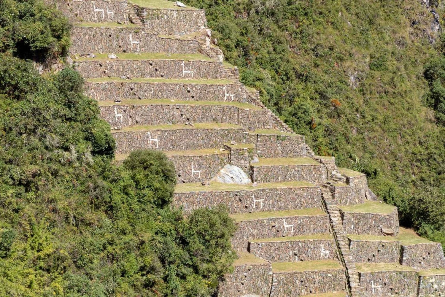 4-Days Trek from Cusco to Choquequirao: Lost City Adventure