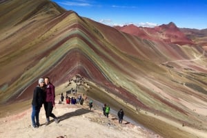 7-VÄRINEN VUORISTO KOKO PÄIVÄN